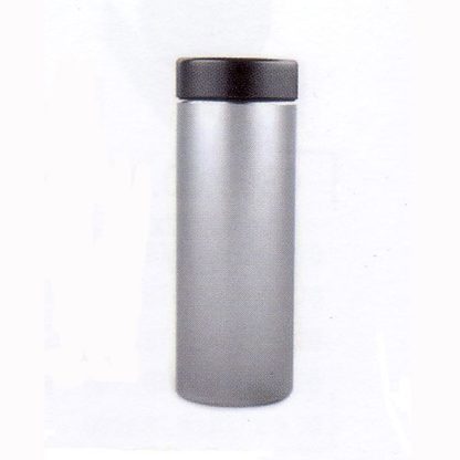 04 fermaporta