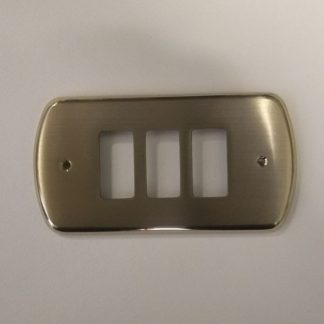5130 copri interruttore 3 fori    *** € 3,00***
