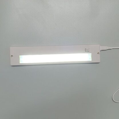 40661 lampada neon slim 8w € 33,00 + IVA