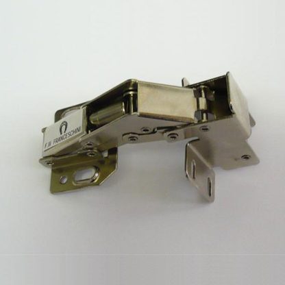 D5000 cerniera