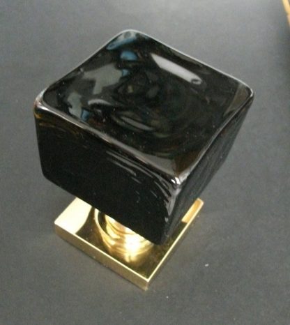 921 pomolo con quadro 8 girevole per serrature